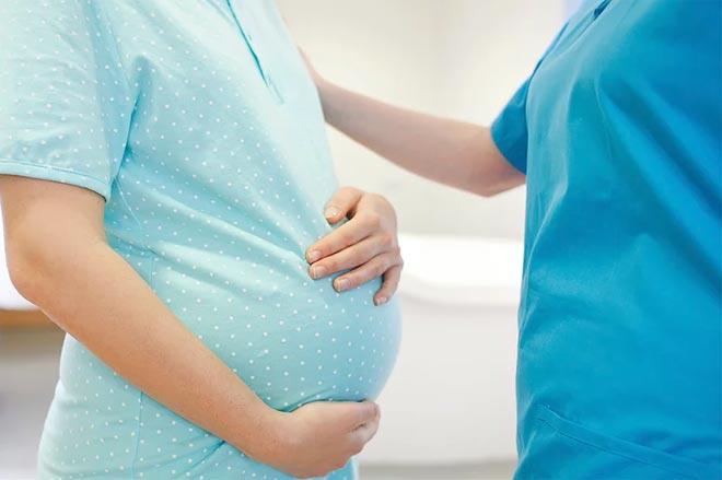 Причины и лечение рвоты и поноса при беременности на разных сроках