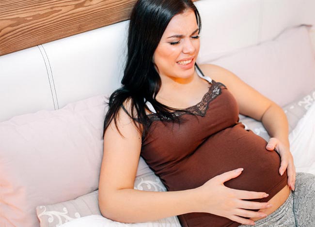 Диарея в третьем триместре беременности — причины и лечение